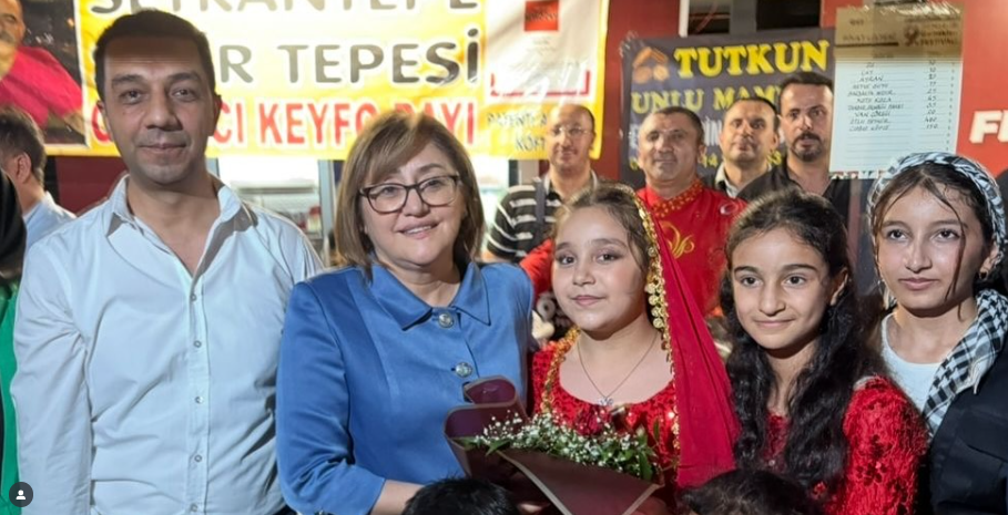 Fatma Şahin’den GAVİDER Standına Ziyaret!
